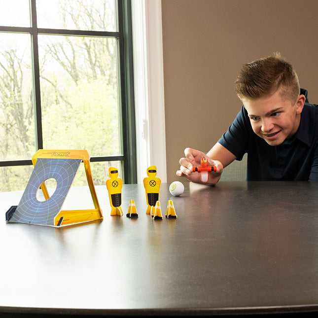 Fat Brain - Foosbots Stadium Battle Set