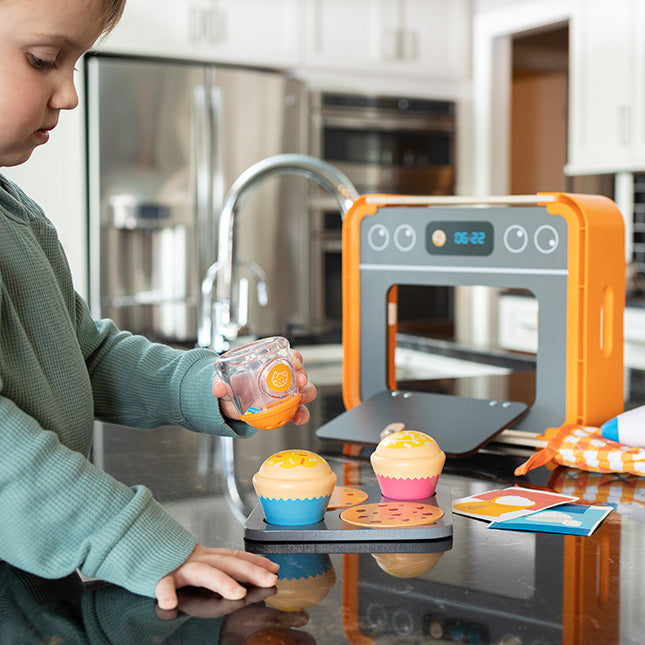 Fat Brain - Pretendables Bakery Set