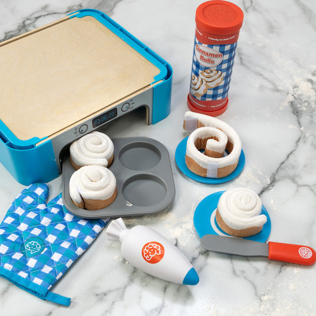 Fat Brain - Pretendables Cinnamon Roll Set