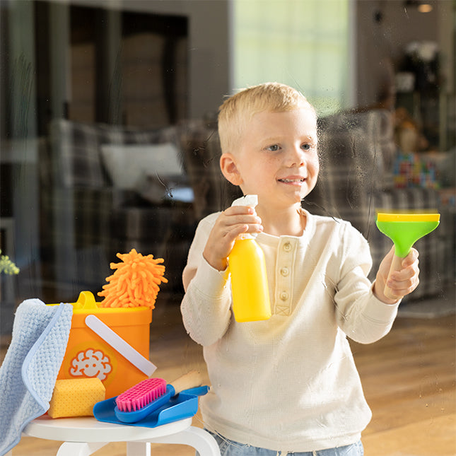 Fat Brain - Pretendables Cleaning Set