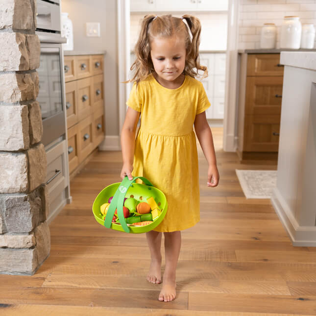 Fat Brain - Pretendables Fruit & Veggie Basket Set