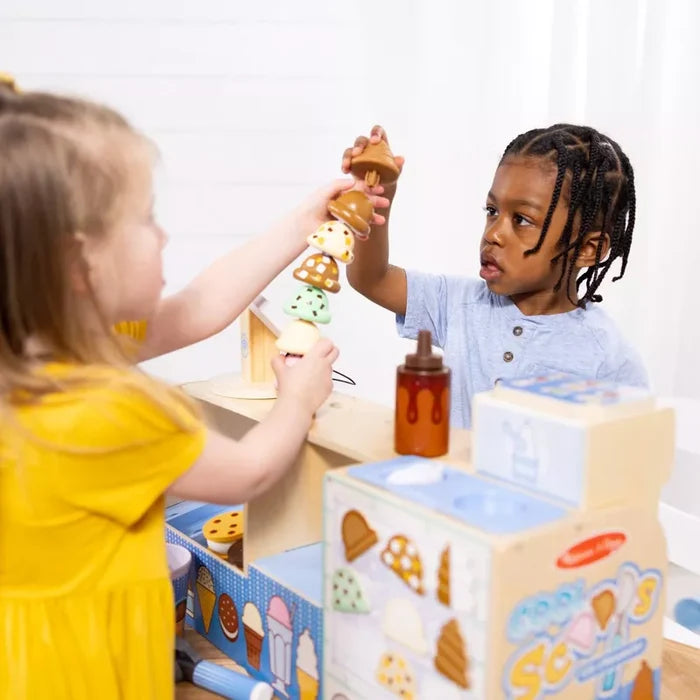 Melissa & Doug - Cool Scoops Ice Creamery