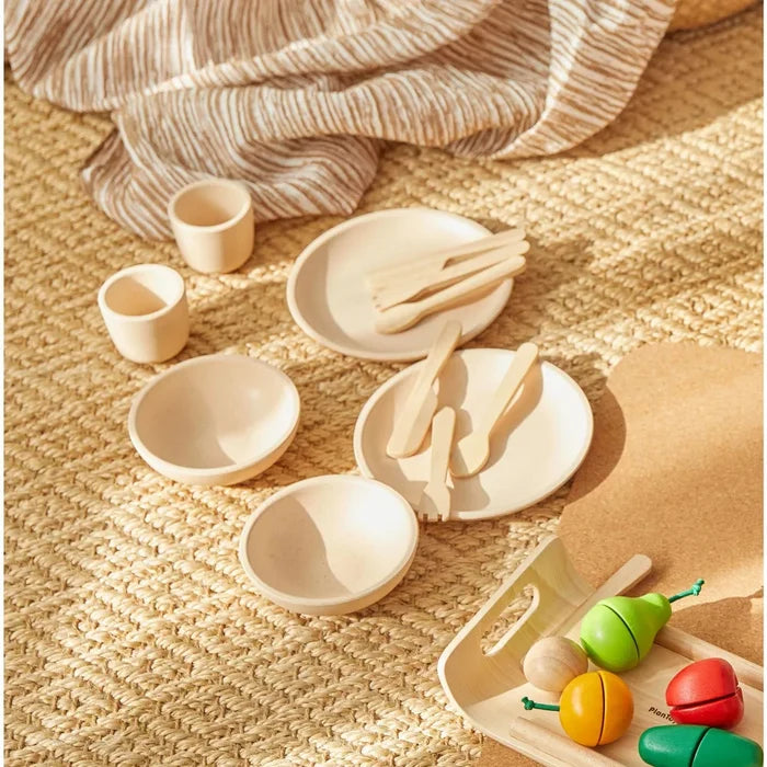 Plan Toys - Tableware Set