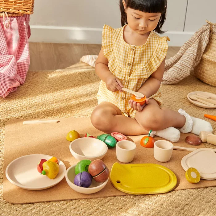 Plan Toys - Tableware Set