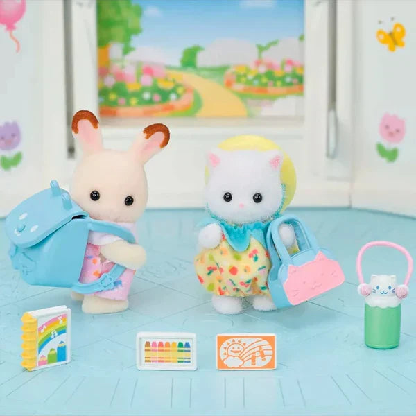 Sylvanian Families - Nursery Friends - Walk Along Duo